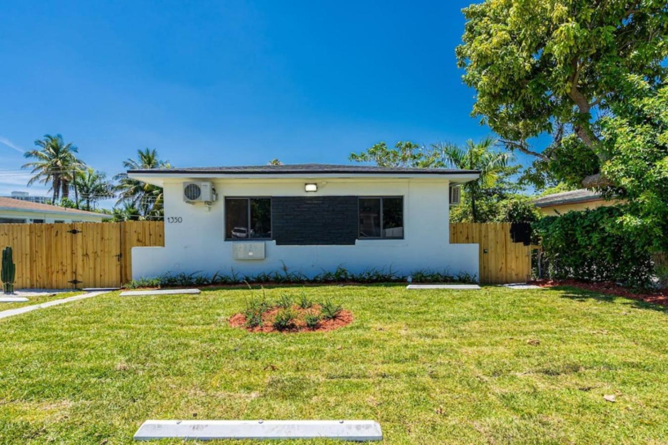 Apartamento Modern Studio In North Miami Exterior foto